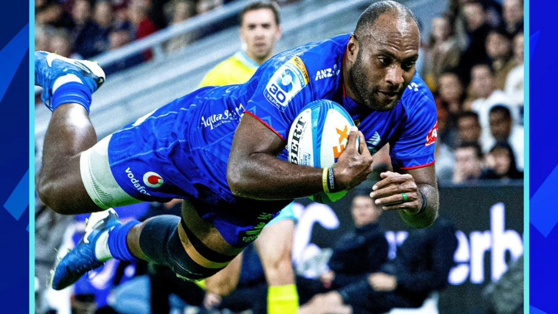 Mataele celebrating try