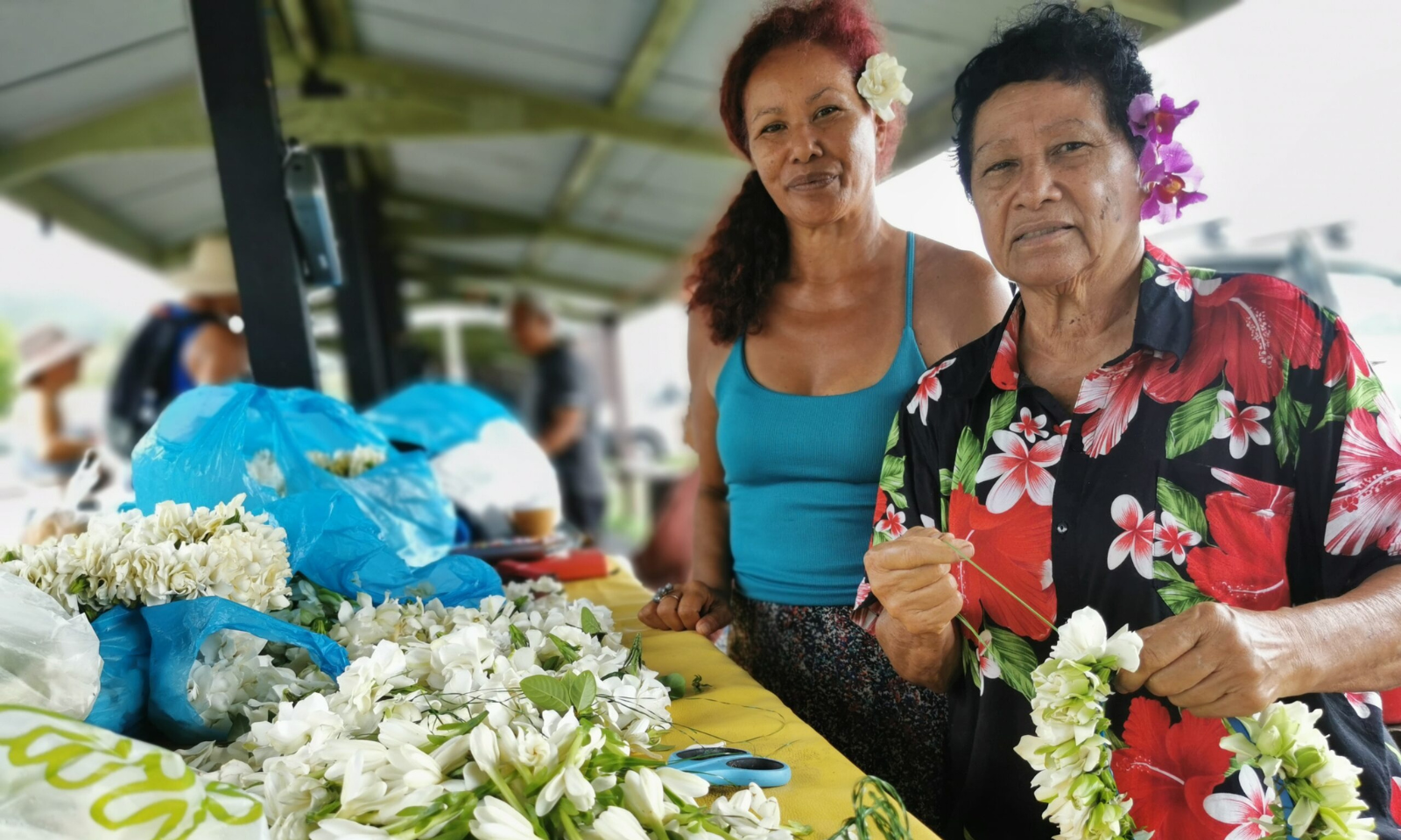 Cook Islands families and businesses set New Year resolutions
