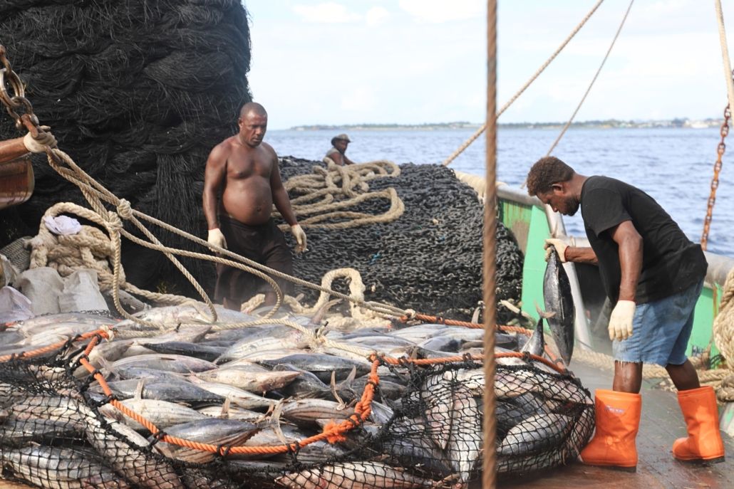 Pacific fishers at centre of FFA-ILO agreement to improve life at sea