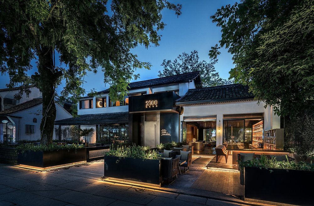 Outdoor Lighting That Works Overtime: Style, Security, and Smart Control for Houston's Finest Homes