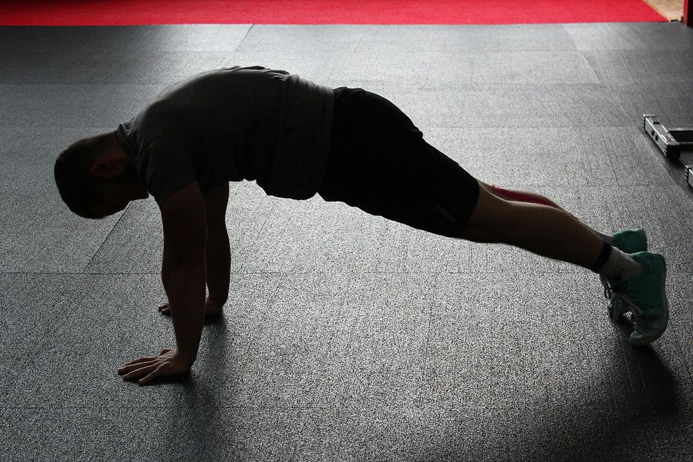 Is Bad Lighting Hurting You? How Lighting Affects Athletes