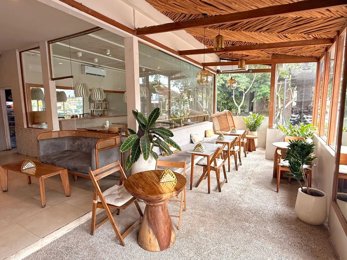 Cafe & Patisserie — Turnkey F&B Business