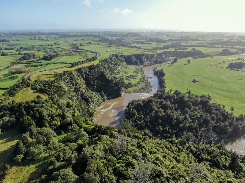 Pukerangiora Pā Loop