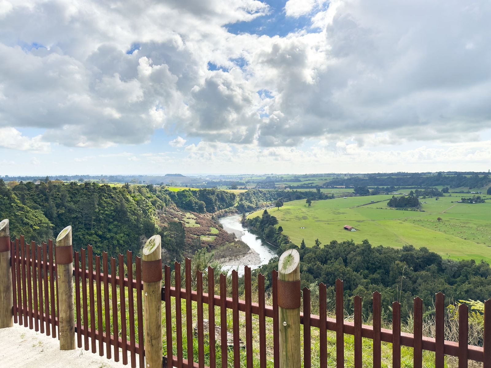 The view towards the ocean from the lookout