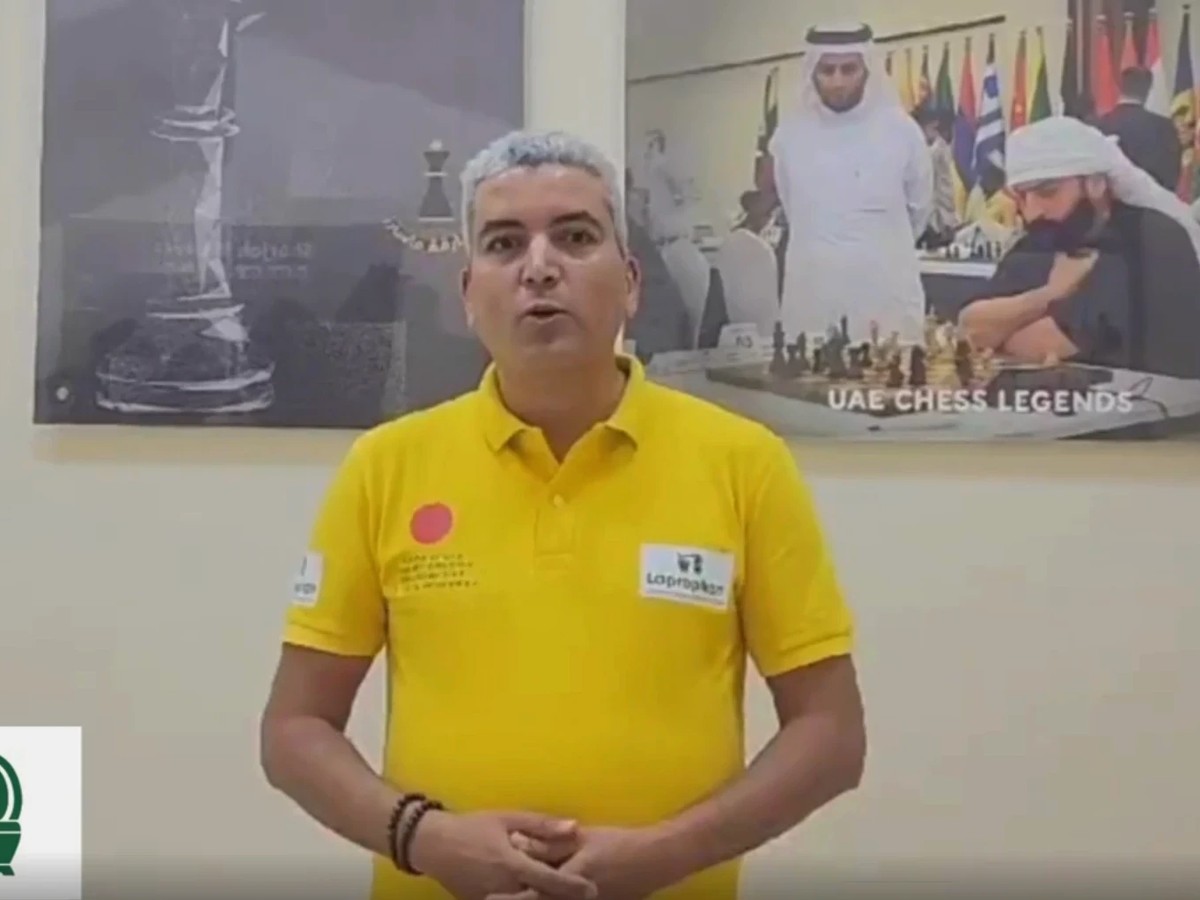 Fierté et Excellence : Retour sur le Championnat Arabe d'Échecs avec Chafik Idrissi et l'Équipe Nationale Marocaine