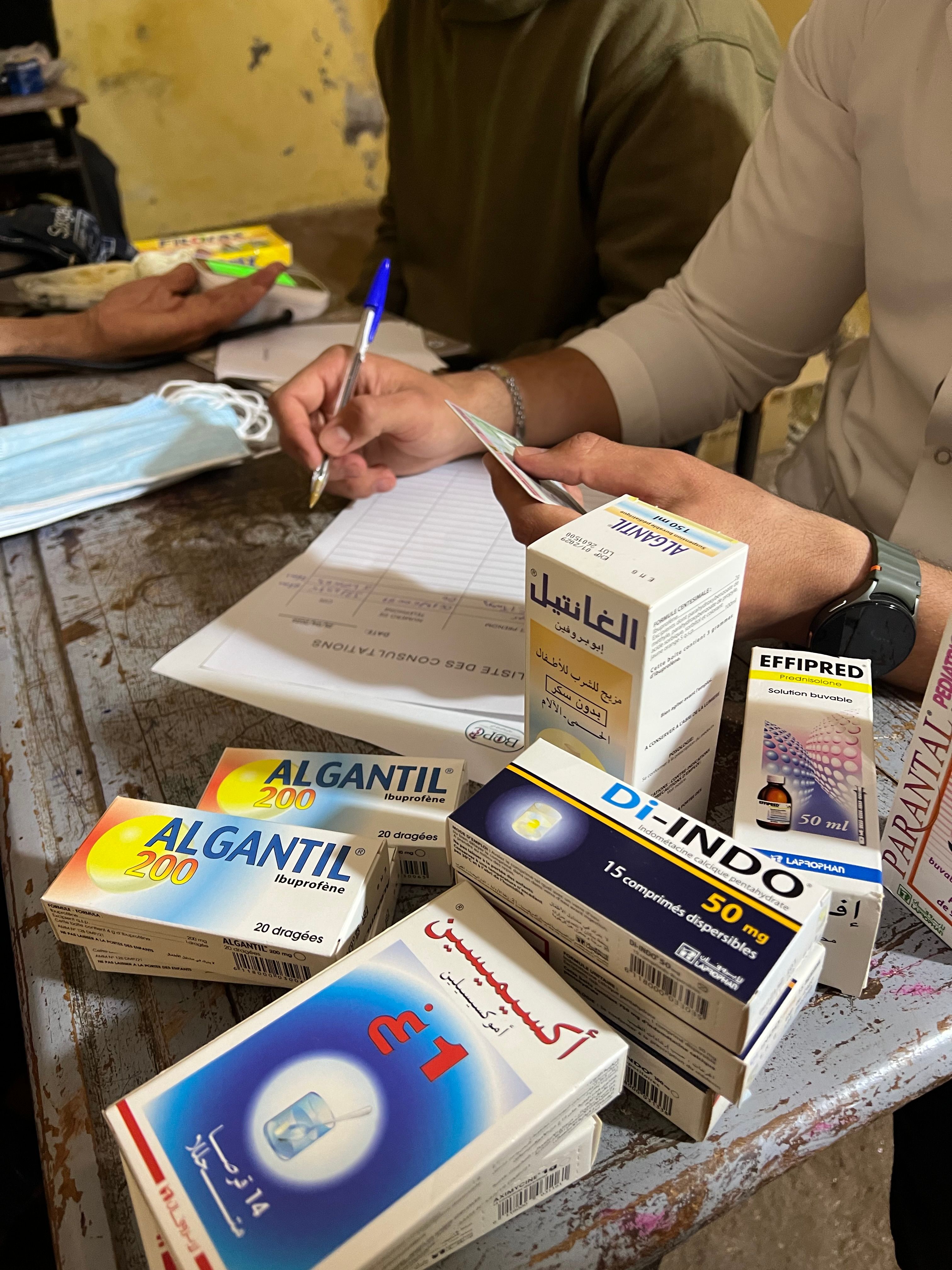Laprophan soutient la caravane médico-humanitaire du B.E.P.C. à Aoufous – Errachidia