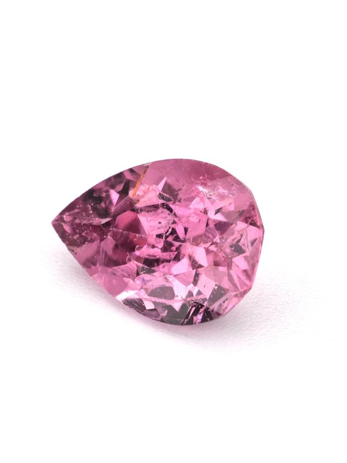 Nangi fine jewelry - pink gemstone in gold