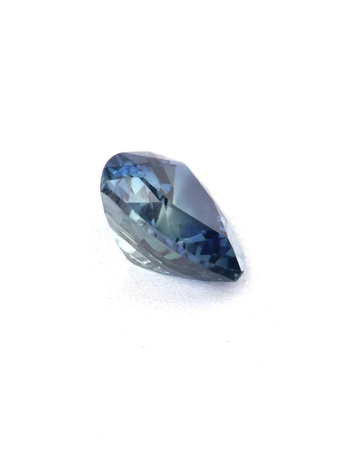 Nangi fine jewelry - teal / Peacock gemstone in gold