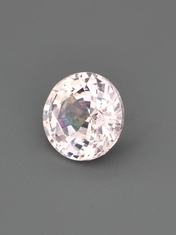 Nangi fine jewelry - champagne gemstone in gold