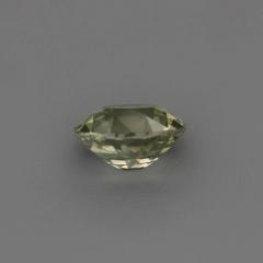 Nangi fine jewelry - yellow gemstone in gold