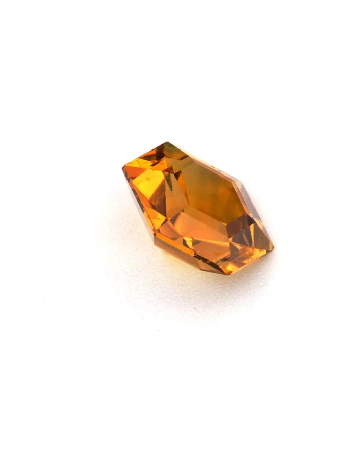 Nangi fine jewelry - orange gemstone in gold