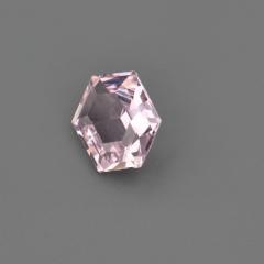 Nangi fine jewelry - pink sapphire gemstone in gold