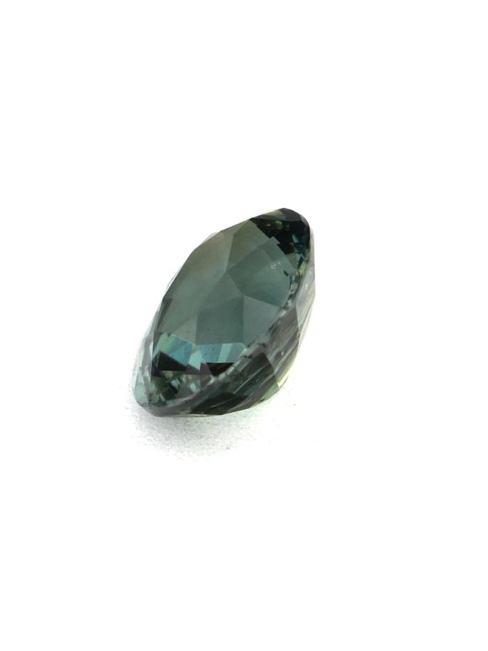 Nangi fine jewelry - green sapphire gemstone in gold