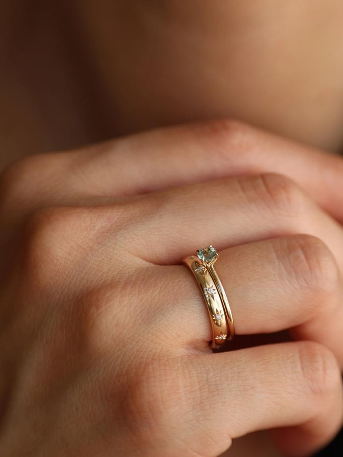 Nangi fine jewelry - green ring in gold