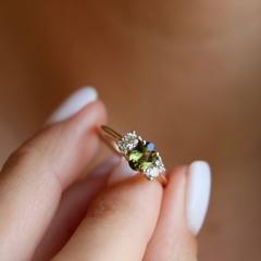 Nangi fine jewelry - green ring in gold