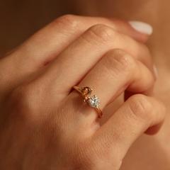Nangi fine jewelry - orange tourmaline ring in yellow gold