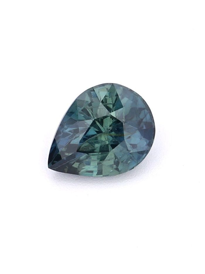 Nangi fine jewelry - teal / Peacock sapphire gemstone in gold