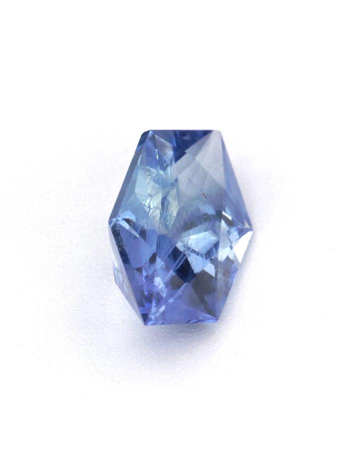 Nangi fine jewelry - purple gemstone in gold