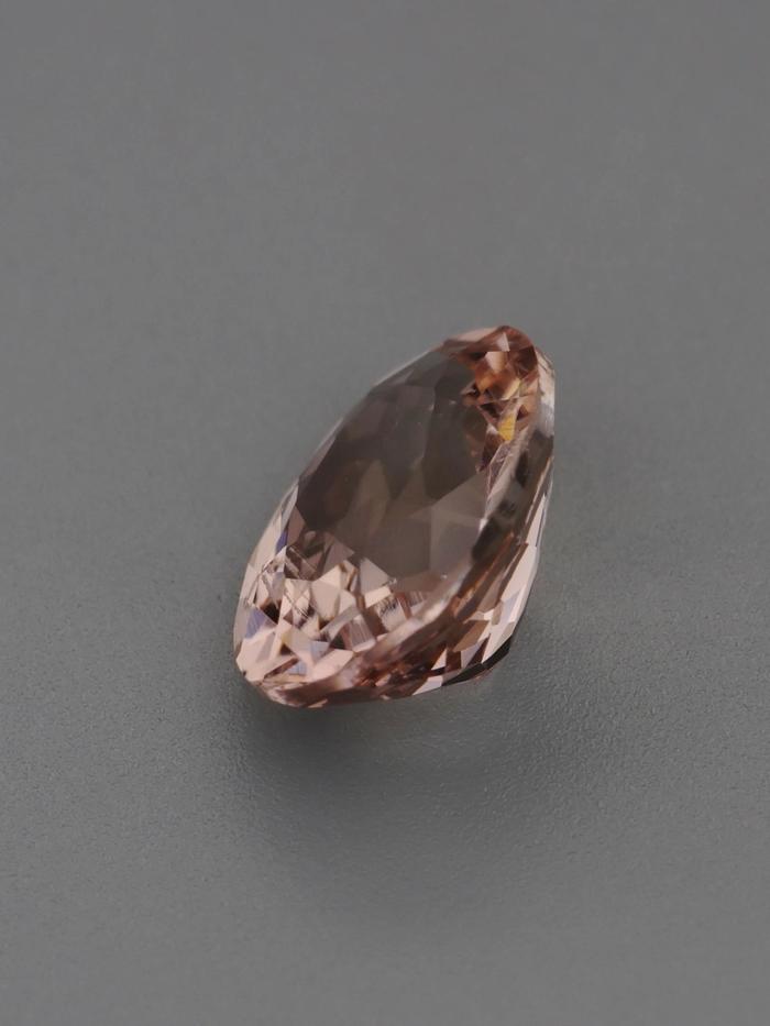 Nangi fine jewelry - pink tourmaline gemstone in gold