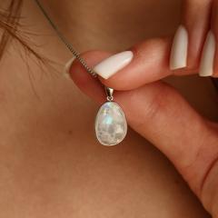 Nangi fine jewelry - white moonstone pendant in gold