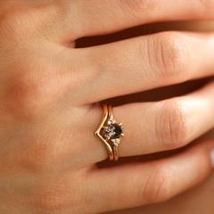 Nangi fine jewelry - brown ring in yellow gold