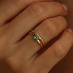 Nangi fine jewelry - green sapphire ring in yellow gold