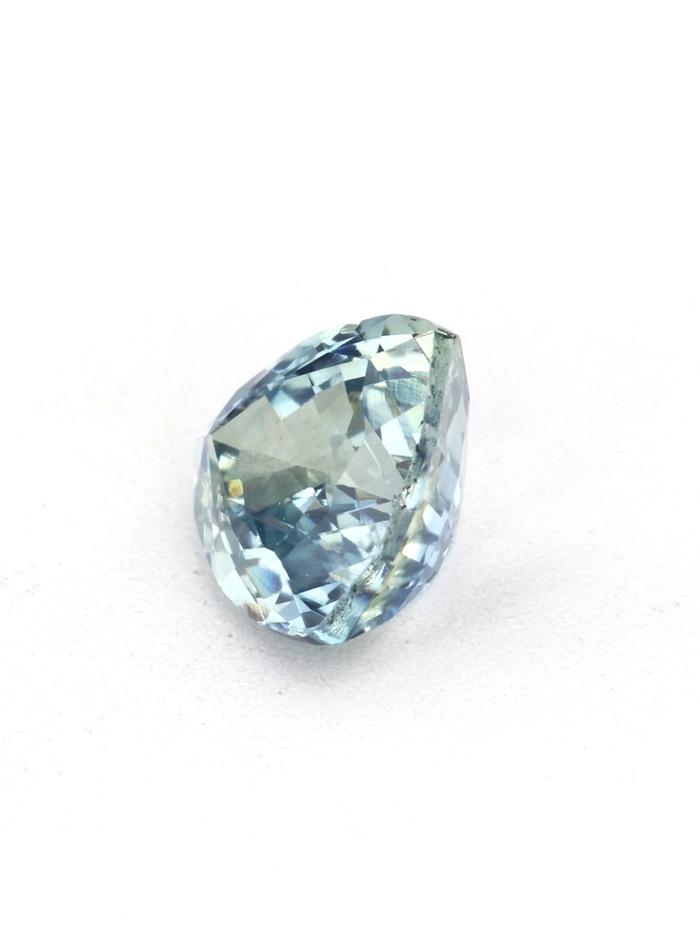 Nangi fine jewelry - blue gemstone in gold