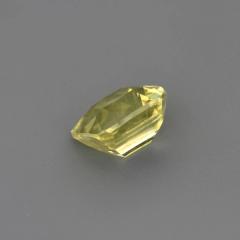 Nangi fine jewelry - yellow gemstone in gold