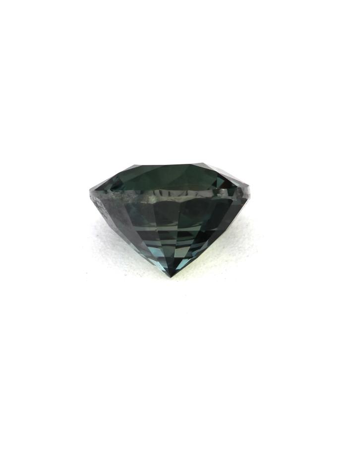 Nangi fine jewelry - green gemstone in gold