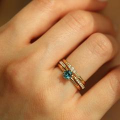 Nangi fine jewelry - blue ring in yellow gold