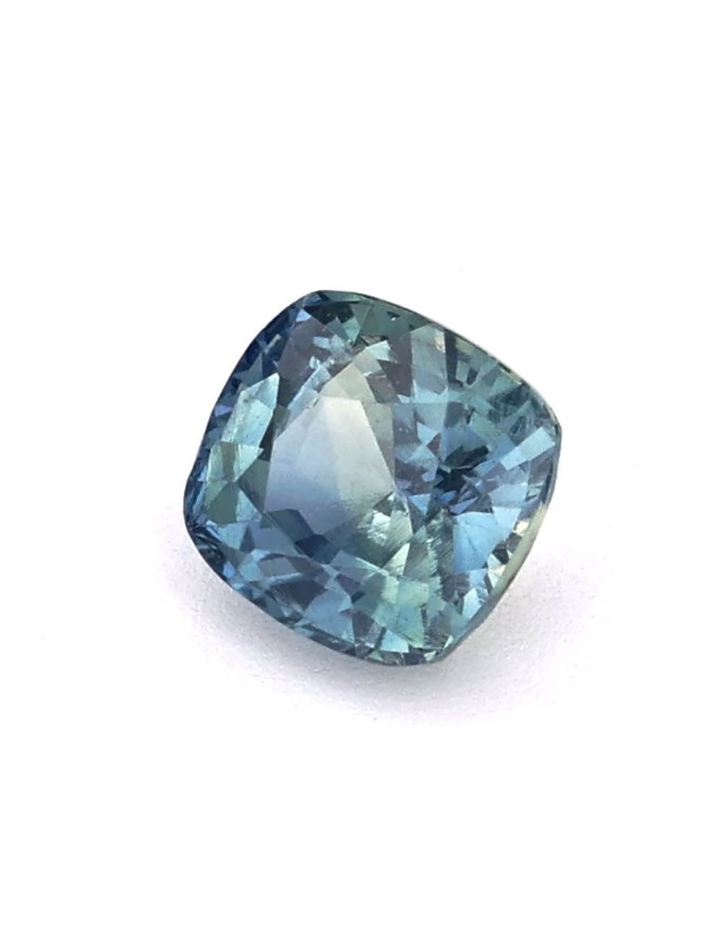 0.89 ct Bicolored, Cushion Cut Sapphire