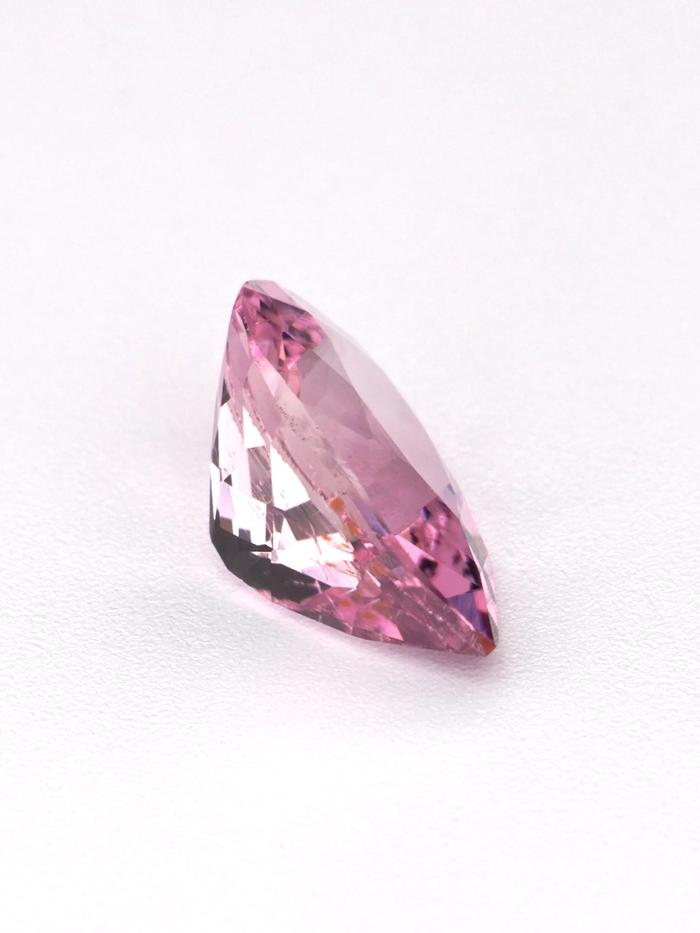 Nangi fine jewelry - pink gemstone in gold