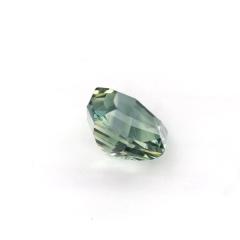 Nangi fine jewelry - green sapphire gemstone in gold