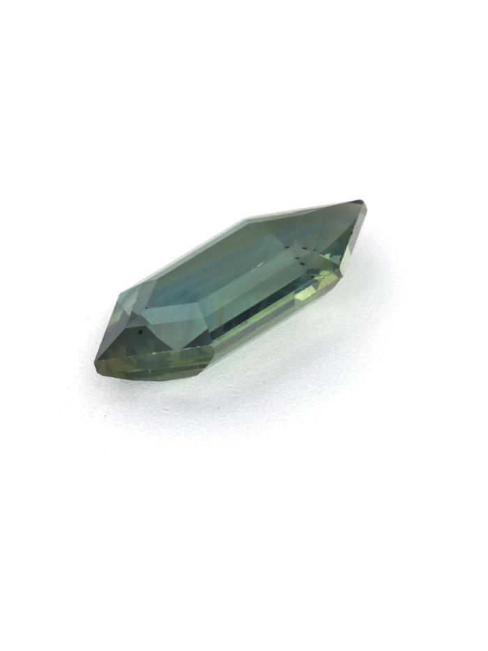 Nangi fine jewelry - green gemstone in gold