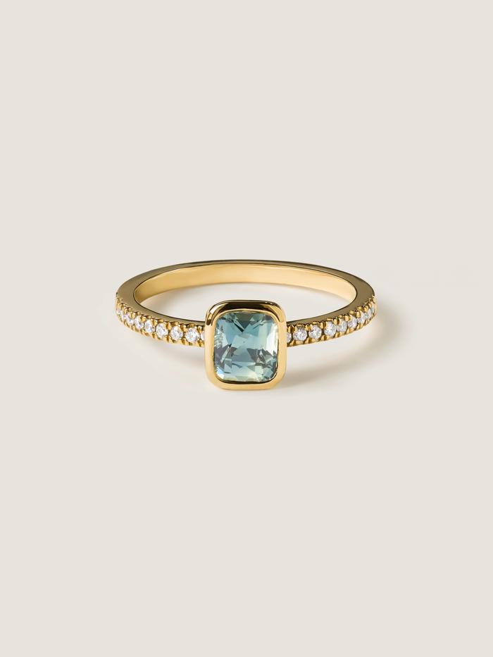 Nangi fine jewelry - teal / Peacock sapphire ring in yellow gold
