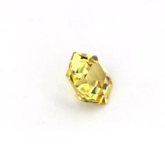 Nangi fine jewelry - yellow gemstone in gold