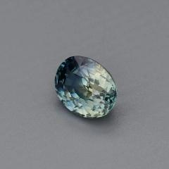 Nangi fine jewelry - blue sapphire gemstone in gold