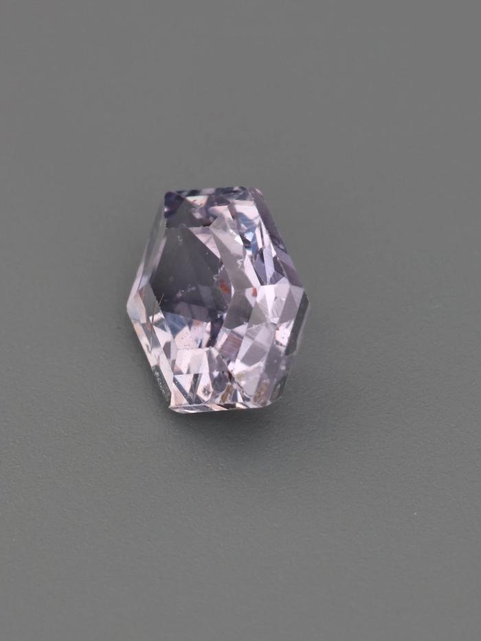 Nangi fine jewelry - purple gemstone in gold