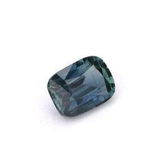 Nangi fine jewelry - teal / Peacock sapphire gemstone in gold