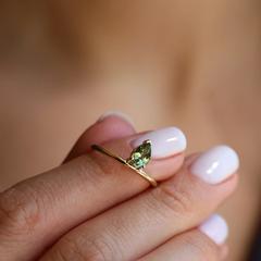 Nangi fine jewelry - green tourmaline ring in yellow gold