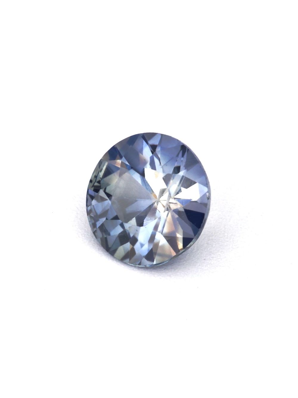 Frost Clover Sapphire — 0.38 ct Round Cut