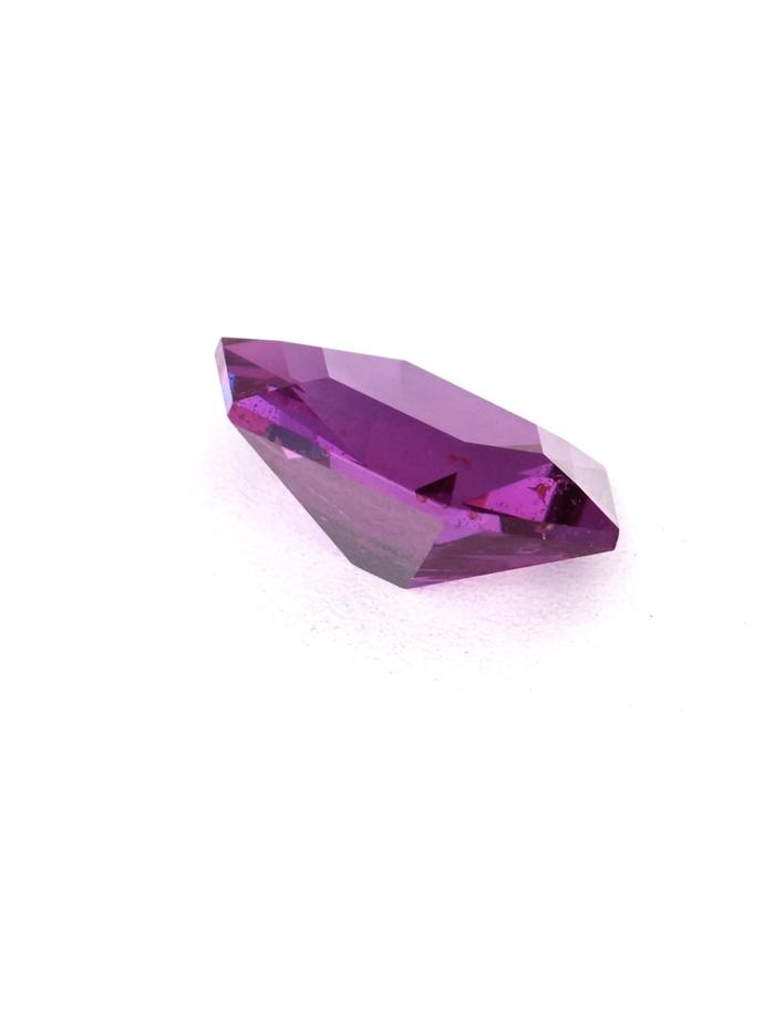 Nangi fine jewelry - pink sapphire gemstone in gold