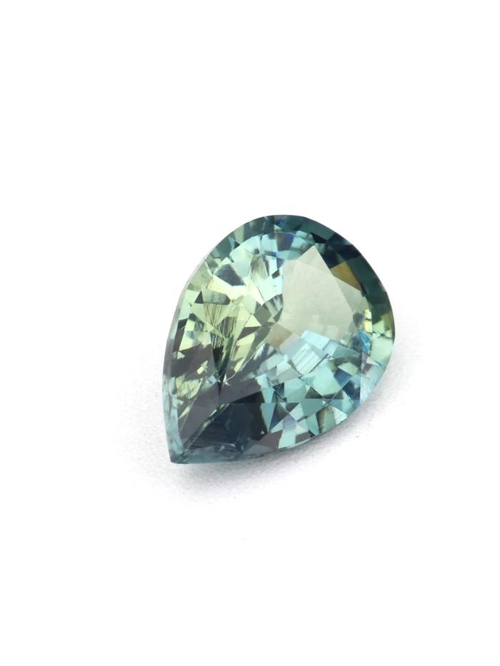 Nangi fine jewelry - teal / Peacock gemstone in gold
