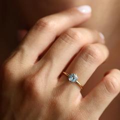 Nangi fine jewelry - grey ring in yellow gold