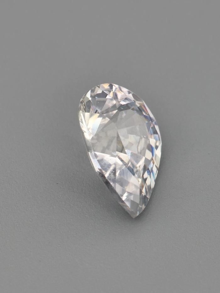 Nangi fine jewelry - pink gemstone in gold