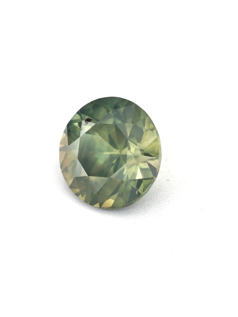 Pineapple Green Sapphire — 0.64 ct Round Cut
