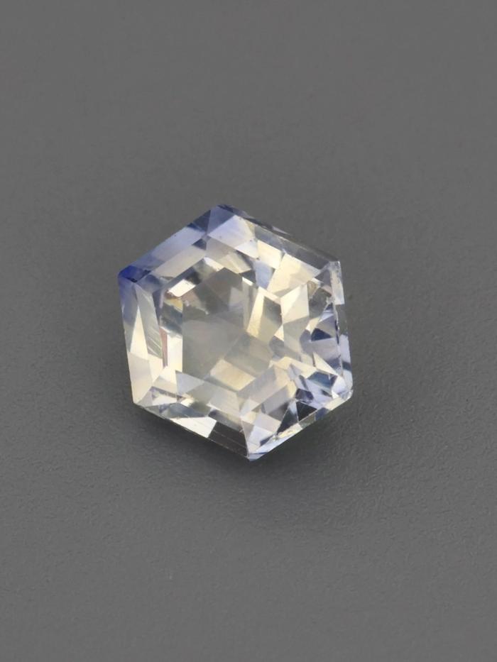 Nangi fine jewelry - purple gemstone in gold