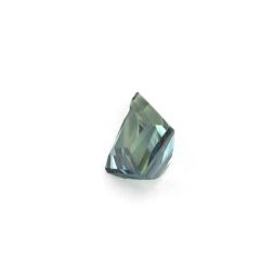 Nangi fine jewelry - green sapphire gemstone in gold