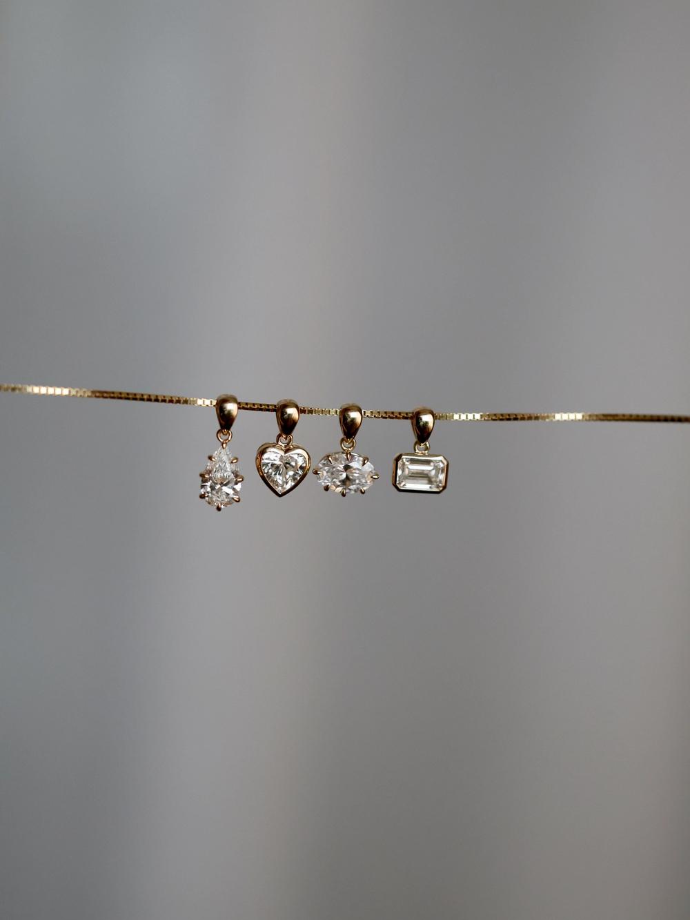 Oval Swan Diamond Pendant 