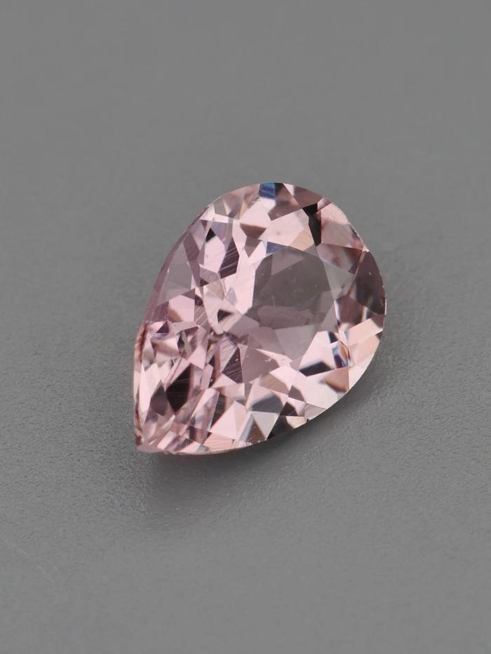Nangi fine jewelry - pink tourmaline gemstone in gold